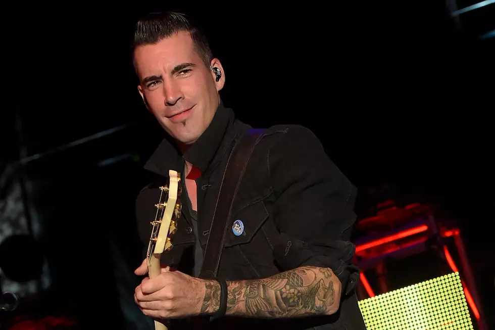 Did This Iowa Radio Station Inspire Theory of a Deadman’s Next Album?